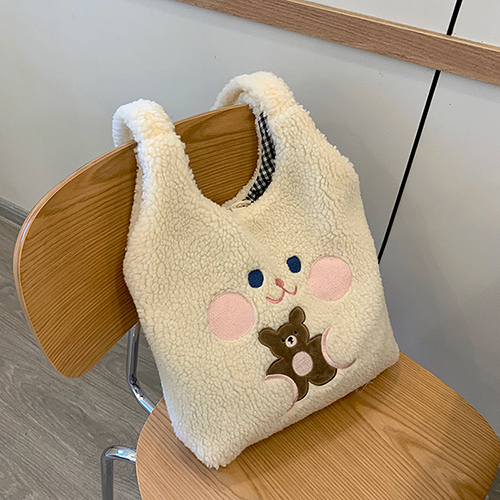룩앳걸 피치곰 뽀글이 양털가방